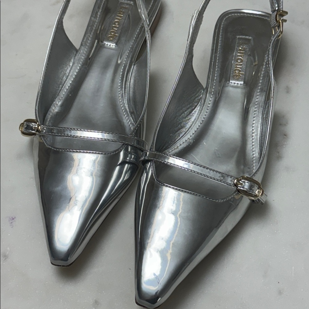 Larroude Ines flat in shiny silver 8.5 - Picture 5 of 8